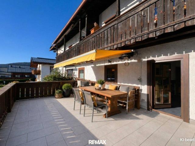 Alpiner Wohntraum in Seefeld – Tiroler Stube, Sonnenterrasse & Garten inklusive