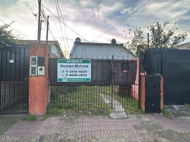 Alquielr de casa ph en Rafael Calzada