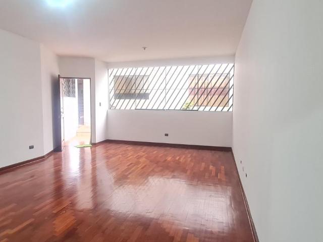 Alquier de departamento en Surco