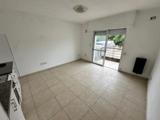 ALQUILA monomabiente ubicado en Belgrano 620