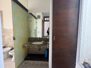 ALQUILA CASA USO PROFESIONAL CENTRO CORDOBA