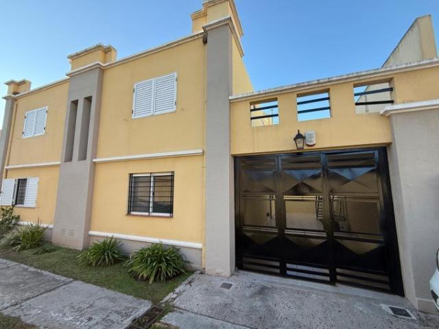 ALQUILA duplex en Don Bosco 424