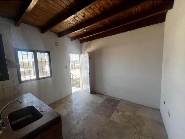 Alquila Dpto 1 Dormitorio En Vila America, Calle Falucho Y Jorge Salas Castro