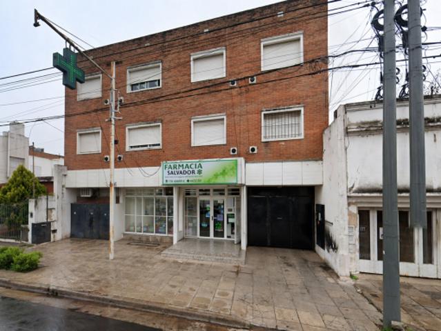 ALQUILA 1 DORMITORIO AV MORENO 220
