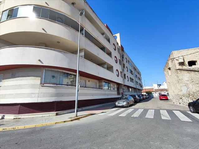 ALQUILADO EN ALMORADI