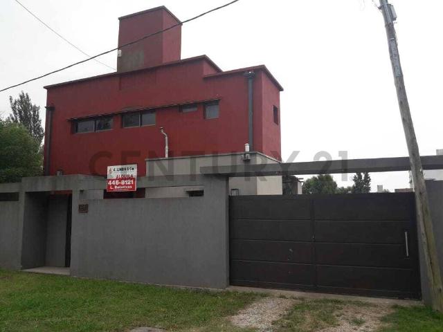 ALQUILAMOS EN CITY BELL DE 2 DORMITORIOS