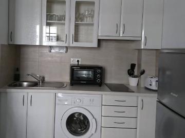 Alquilase apartamento zona Plaza España