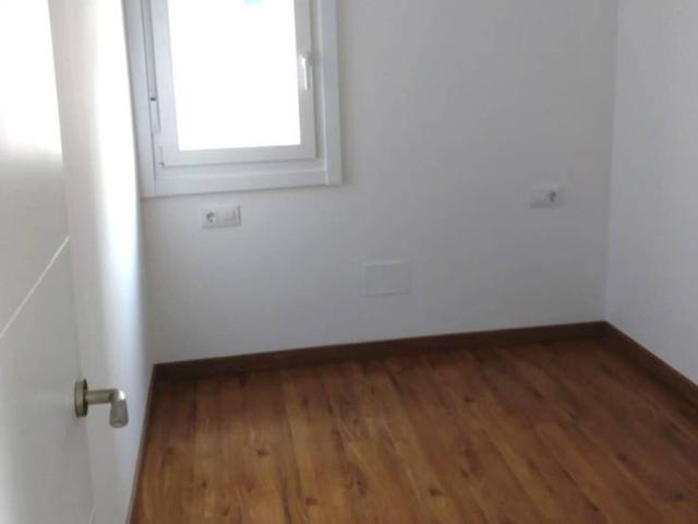 Alquilase piso zona Betanzos