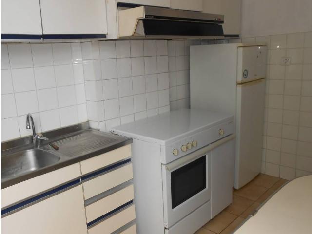 Alquilase piso zona calle Barcelona