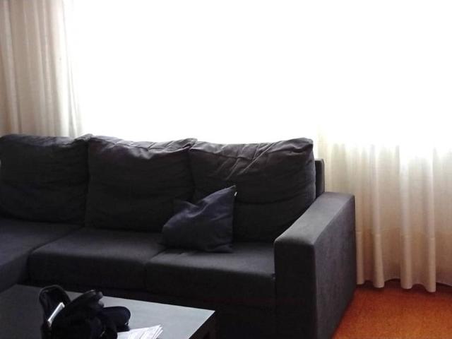 Alquilase piso zona calle Barcelona