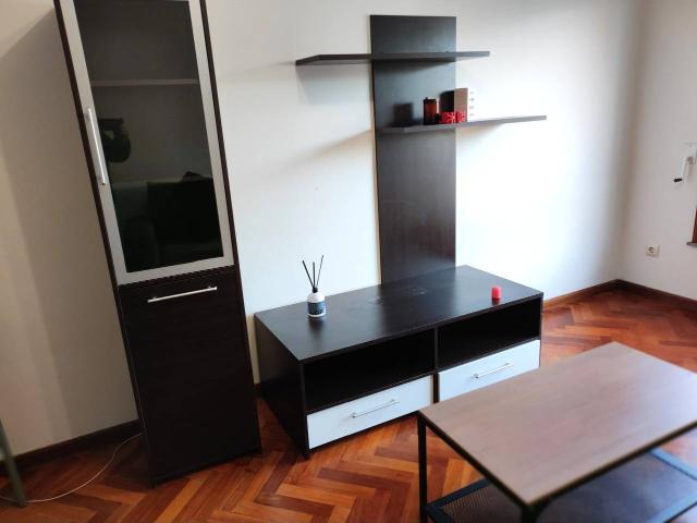 Alquilase piso zona Rosales