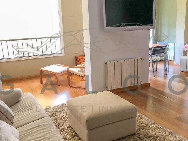 Alquilar ático dúplex de 2 habitaciones y 3 baños en Torre en Conill