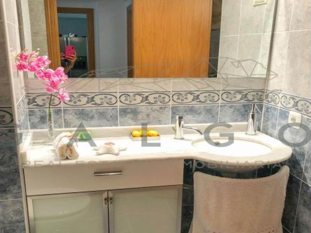 Alquilar ático dúplex de 3 habitaciones y 2 baños en Torre en Conill