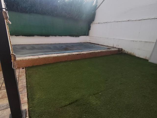 Alquile de pareada en los chopos