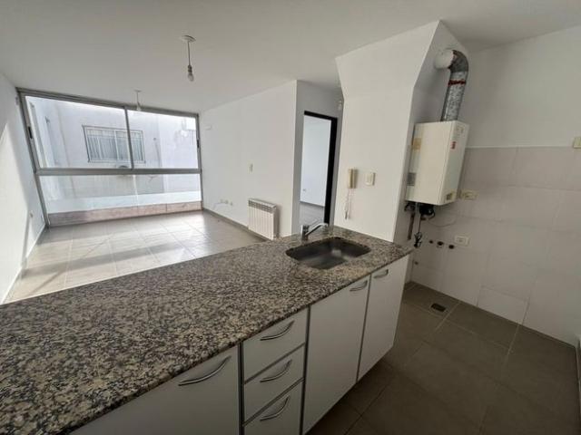 ALQUILER | Dpto 1 dorm, 1 baño En Inmejorable Ubicación en Barrio General Paz TAP11177020