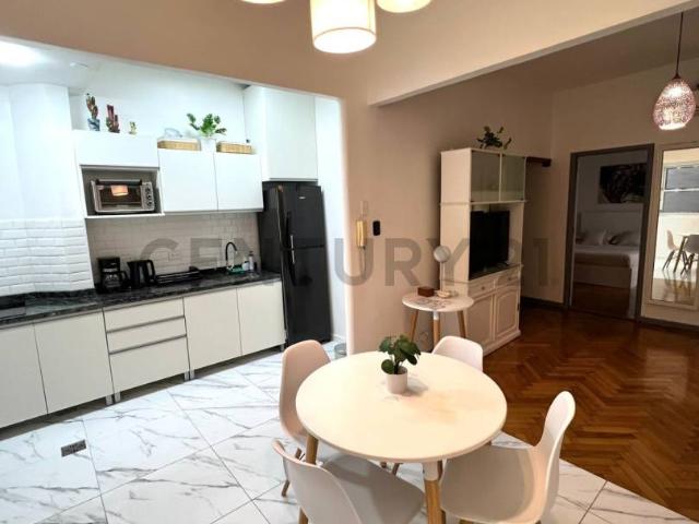 ALQUILER 2 AMBIENTES AMPLIO Y REMODELADO EN LO MEJOR DEL CENTRO DE BUENOS AIRES
