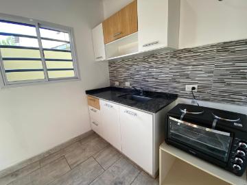 Alquiler 2 ambientes en duplex con patio