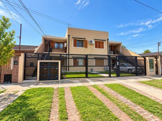 ALQUILER | 2 AMBIENTES PB CON JARDÍN + GARAGE | MARTIN CORONADO