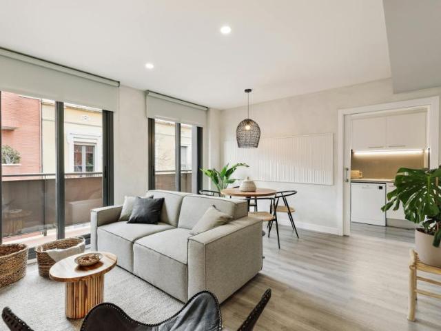 Alquiler 2 Dormitorio Apartamentos Barcelona Barcelona DLS105270717
