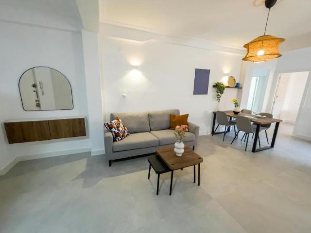 Alquiler 2 Dormitorio Apartamentos Sevilla Sevilla DS105757198