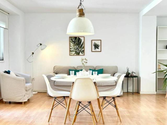 Alquiler 2 Dormitorio Apartamentos Valencia Valencia DLS105251012