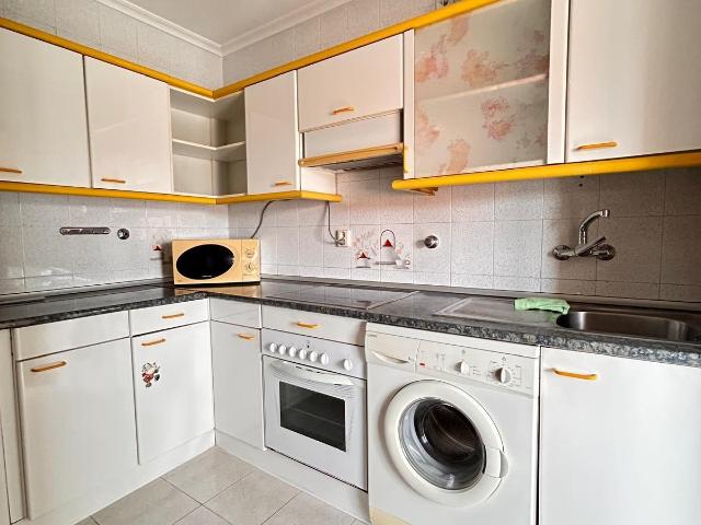 ALQUILER 2 HABITACIONES VENTA DE BAÑOS