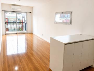 ALQUILER 3 AMBIENTES 4 AÑOS CON BALCON PISO ALTO MUY LUMINOSO PLAZA IRLANDA