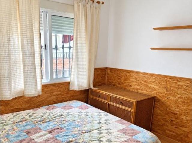 ALQUILER TEMPORADA ESCOLAR CERCA DE LA PUNTILLA – 2 DORMITORIOS Y SUMINISTROS INCLUIDOS – 650 €/MES