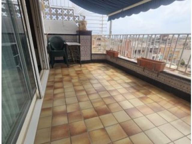 ALQUILER TEMPORAL DE ATICO EN CALELLA