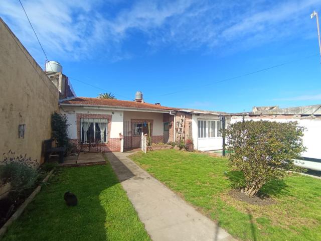 Alquiler temporario casa 3 ambientes en Miramar