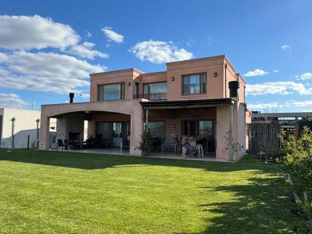 Alquiler Temporario Casa El canton golf