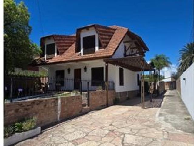 Alquiler temporario casa para hasta 12 personas en carlos paz