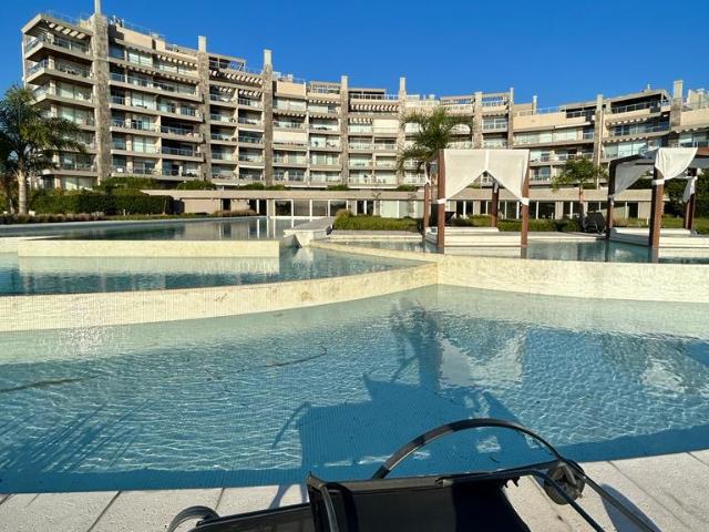 Alquiler temporario, con muebles y vista al r?o. Aqua R?o, Nordelta ? 85m?