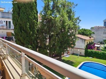 Alquiler vacacional mes de julio, agosto o septiembre en Sitges, 3 dormitorios, parking y piscina