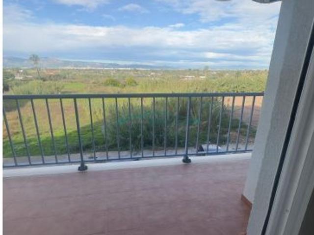 ALQUILER VACACIONAL AGOSTO! Apartamento junto a la playa de Nules con vistas al mar y montaña