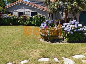 ALQUILER VACACIONAL DE CASA EN NIGRÁN ENFRENTE DE LA PLAYA DE PATOS