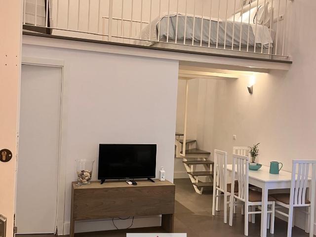 ALQUILER VACACIONAL DE COQUETO APARTAMENTO EN ZONA CERRO FALÓN CORREOS!