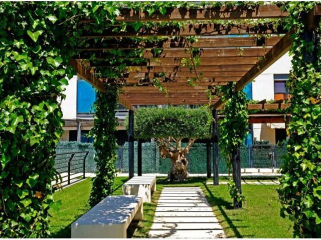 ALQUILER VACACIONAL POR QUINCENAS APARTAMENTO EN SANTA POLA EN URBANIZACIÓN DE LUJO