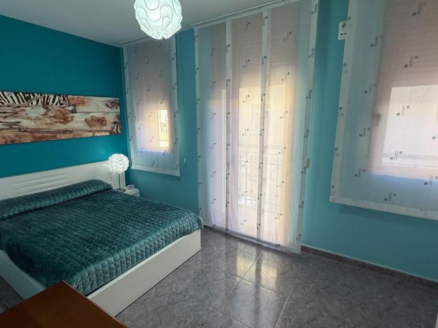 Alquiler vivienda reformada en la Malvarrosa — a 100 metros de la playa
