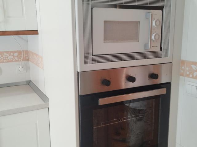 ALQUILER VIVIENDA SEMINUEVA ZONA PASEO ZORRILLA