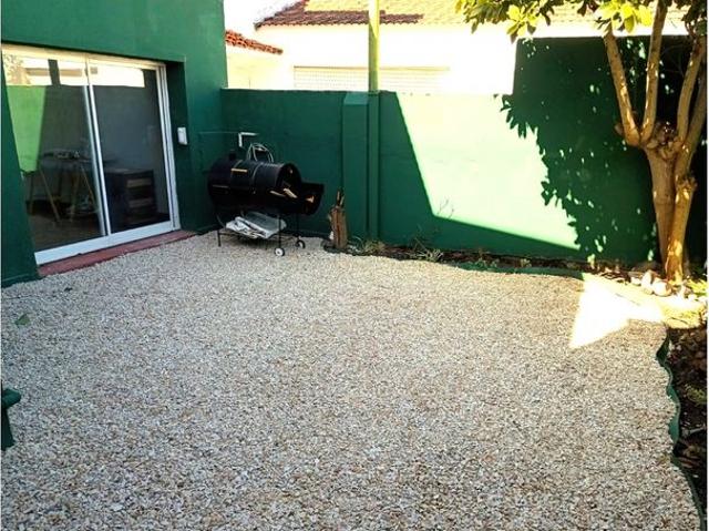 ALQUILER X 12 MESES PH 3 AMBIENTES CON PATIO LA PERLA
