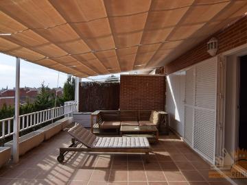 Casa en alquiler en Altorreal