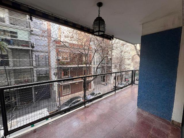 Alquiler almagro 4 ambientes con dependencia balcon frente