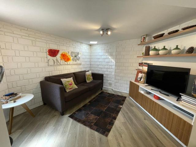 alquiler AMOBLADO DUPLEX 3 dormitorios en Housing cerrado x mes, semestre o a?o