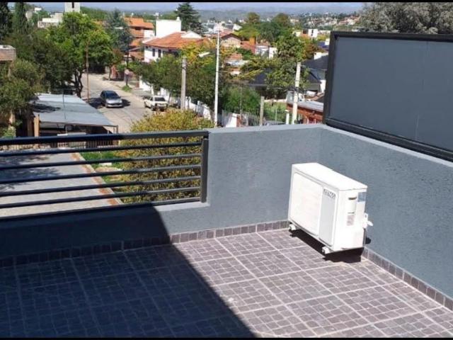 ALQUILER ANUAL TRIPLEX MIRALEJOS 17