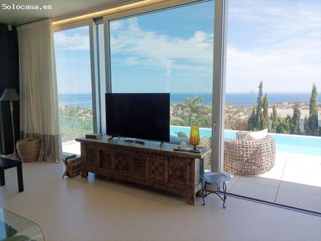 Alquiler anual de exclusiva villa de lujo con vistas panorámicas al mar