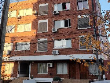Alquiler anual departamento amoblado 1 dormitorio cochera Centro Viejo Villa Carlos Paz