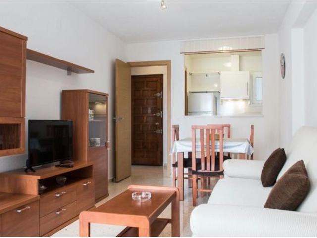 ALQUILER ANUAL EN BENIDORM LEVANTE