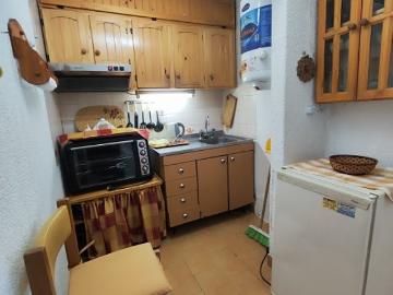 Alquiler ANUAL Monoambiente a 1 cuadra del mar en Costa Azul