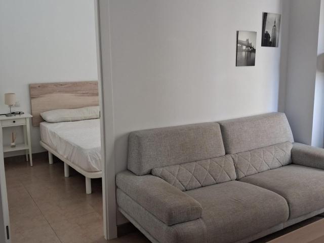 ALQUILER ANUAL: Precioso apartamento en la zona de Canalejas